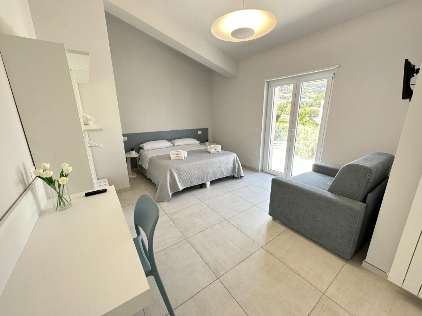 Il Narciso Residence Тропеа Екстериор снимка
