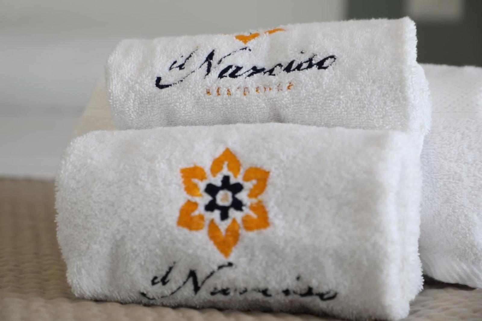 Il Narciso Residence Тропеа Екстериор снимка