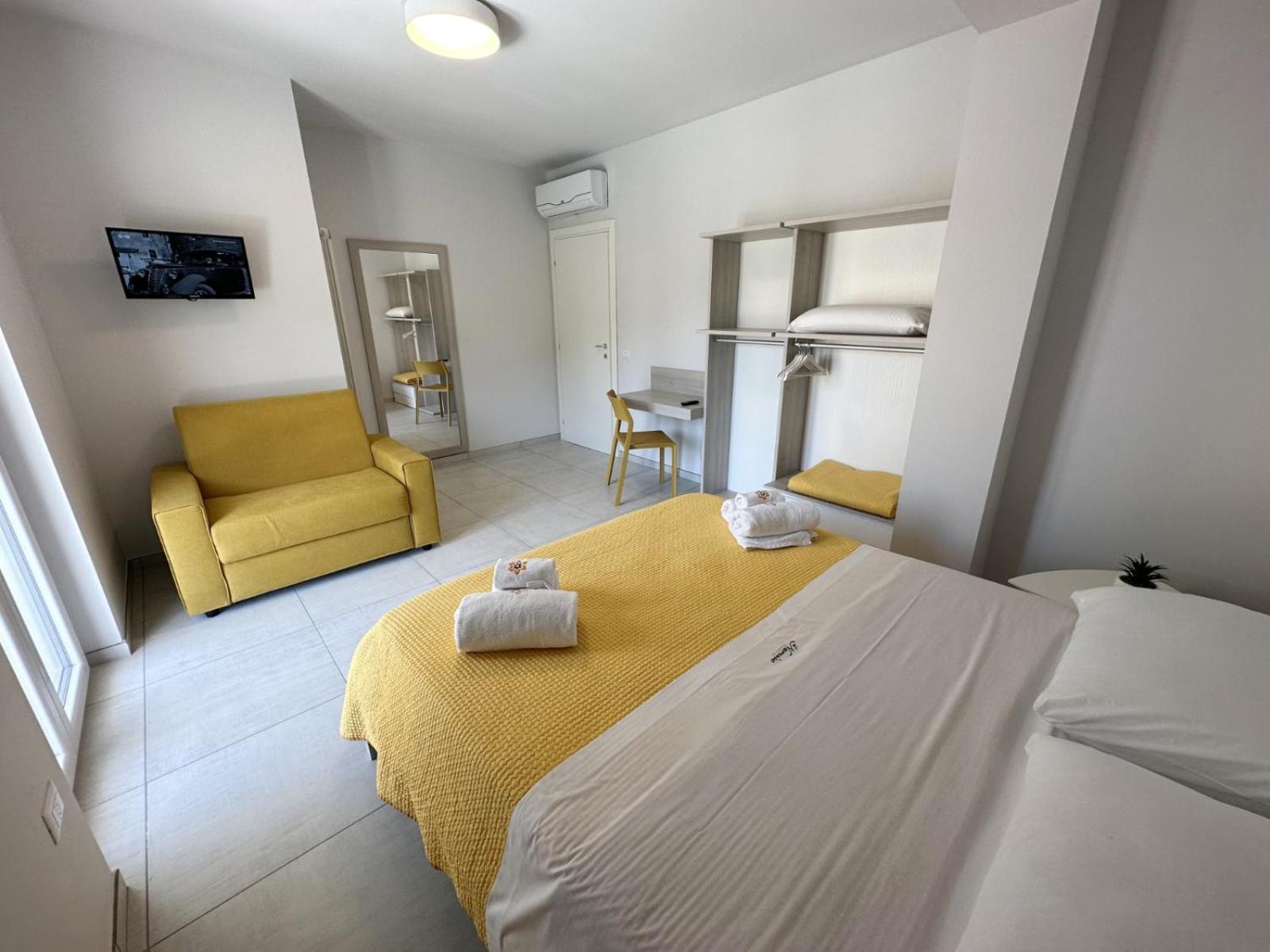 Il Narciso Residence Тропеа Екстериор снимка